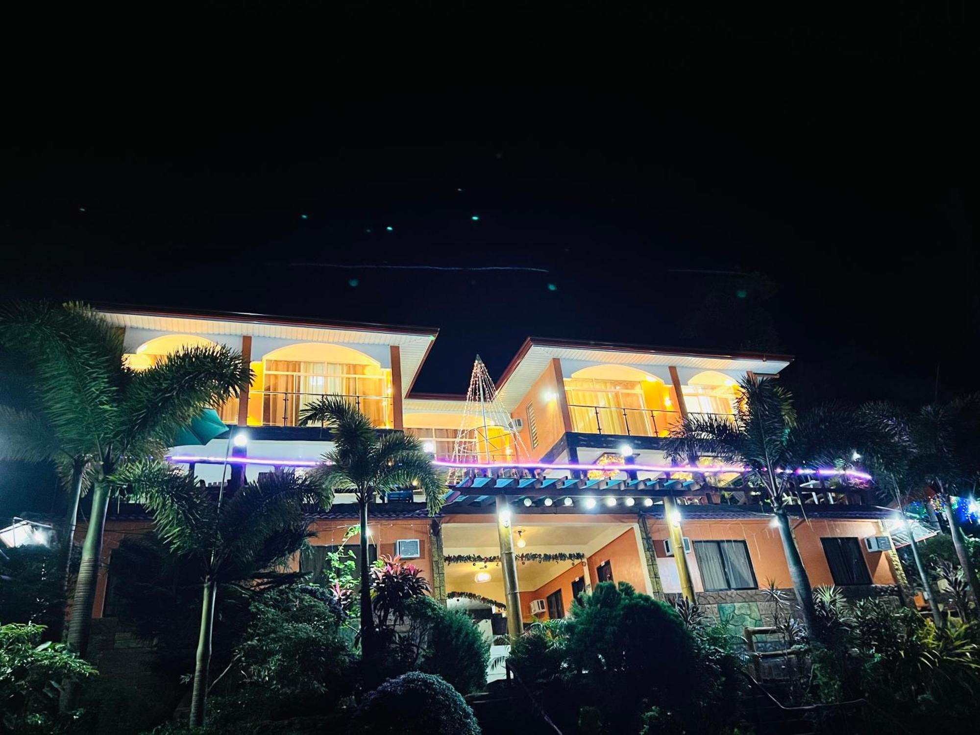 C View Resort Sipalay Exterior foto